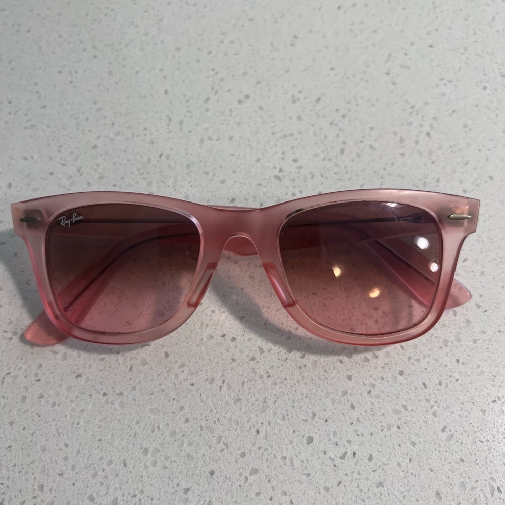 Ray-ban Wayfarer Sunglasses